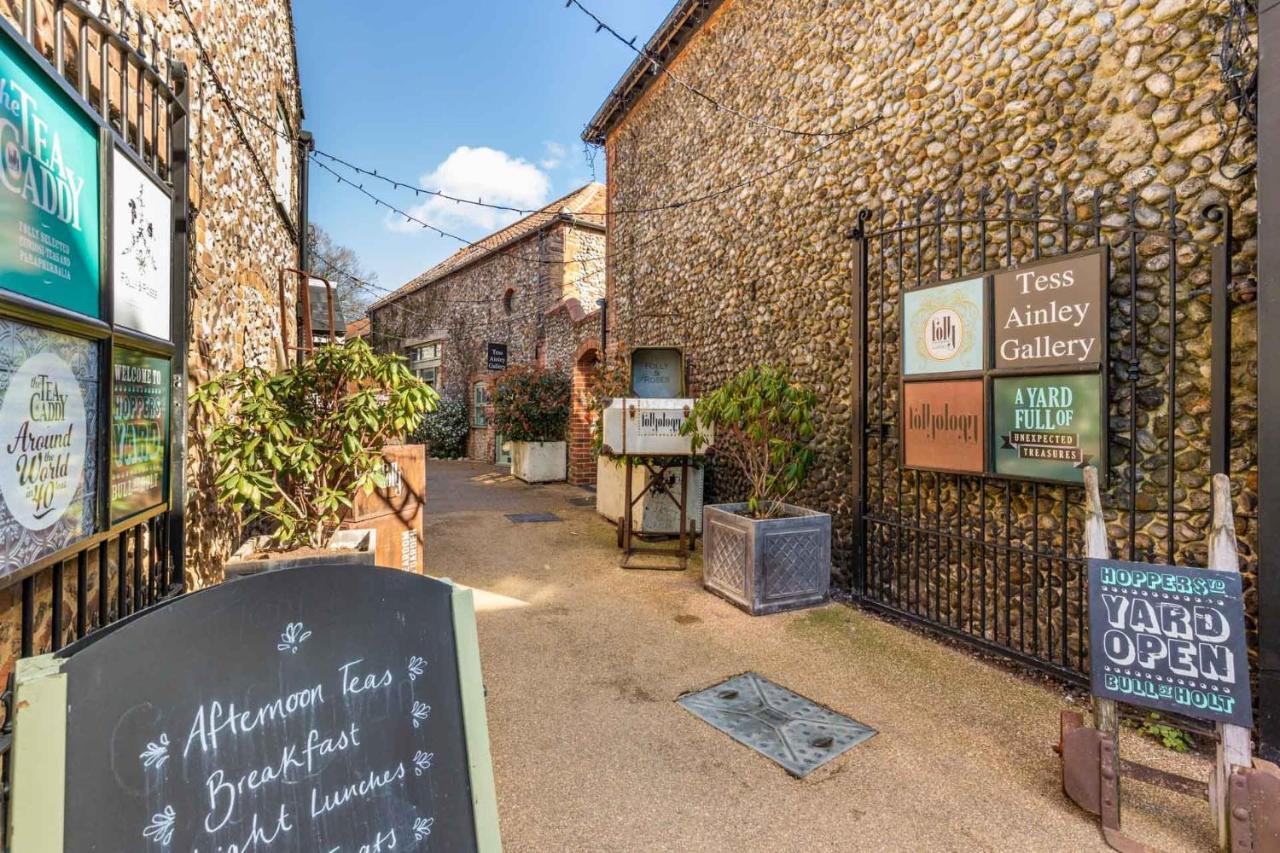 Host & Stay - The Old Paul Pry Holt  Buitenkant foto
