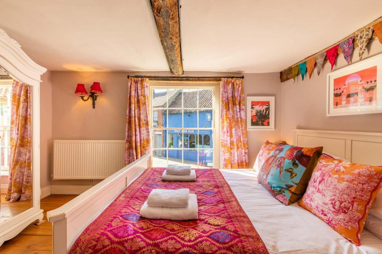 Host & Stay - The Old Paul Pry Holt  Buitenkant foto