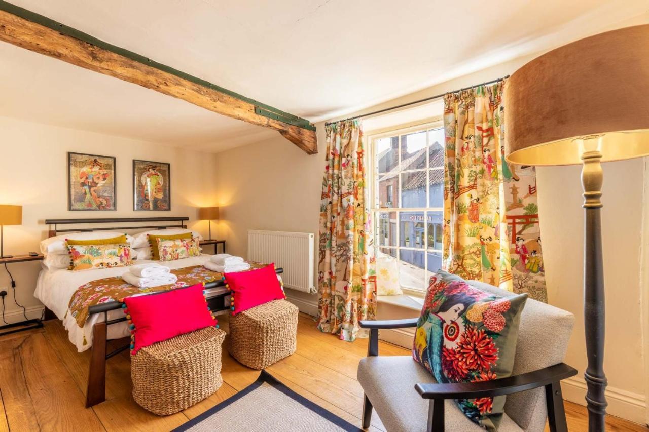 Host & Stay - The Old Paul Pry Holt  Buitenkant foto